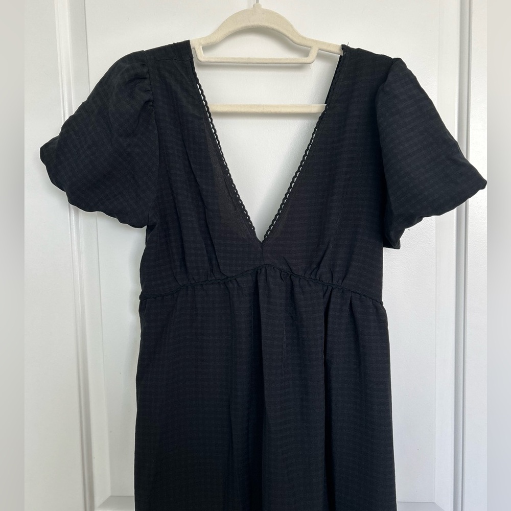 Gingham Maxi Dress with Pockets Black Puff Sleeve Plaid Double Lined V-Neck